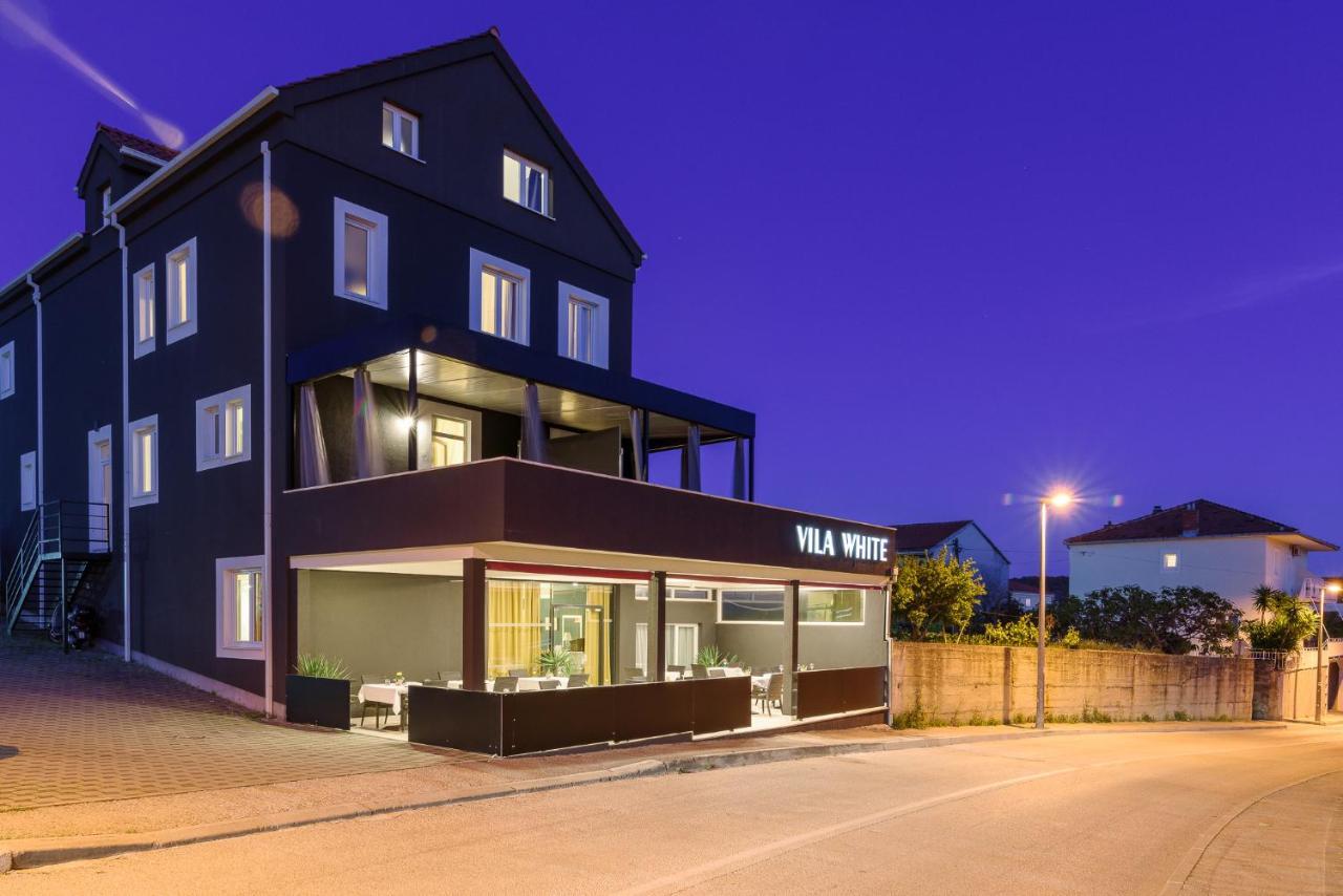 Vila White Trogir Exterior photo