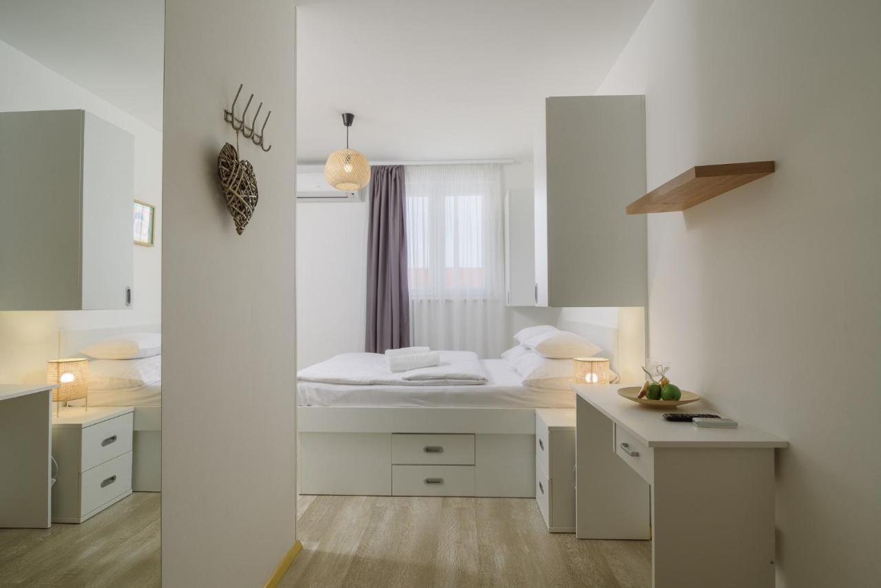 Vila White Trogir Exterior photo