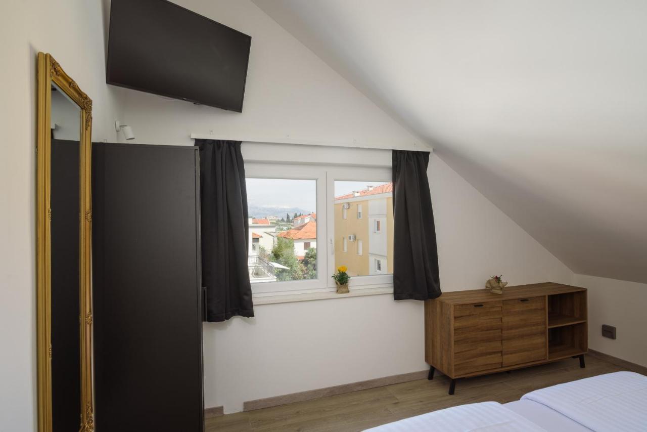 Vila White Trogir Exterior photo
