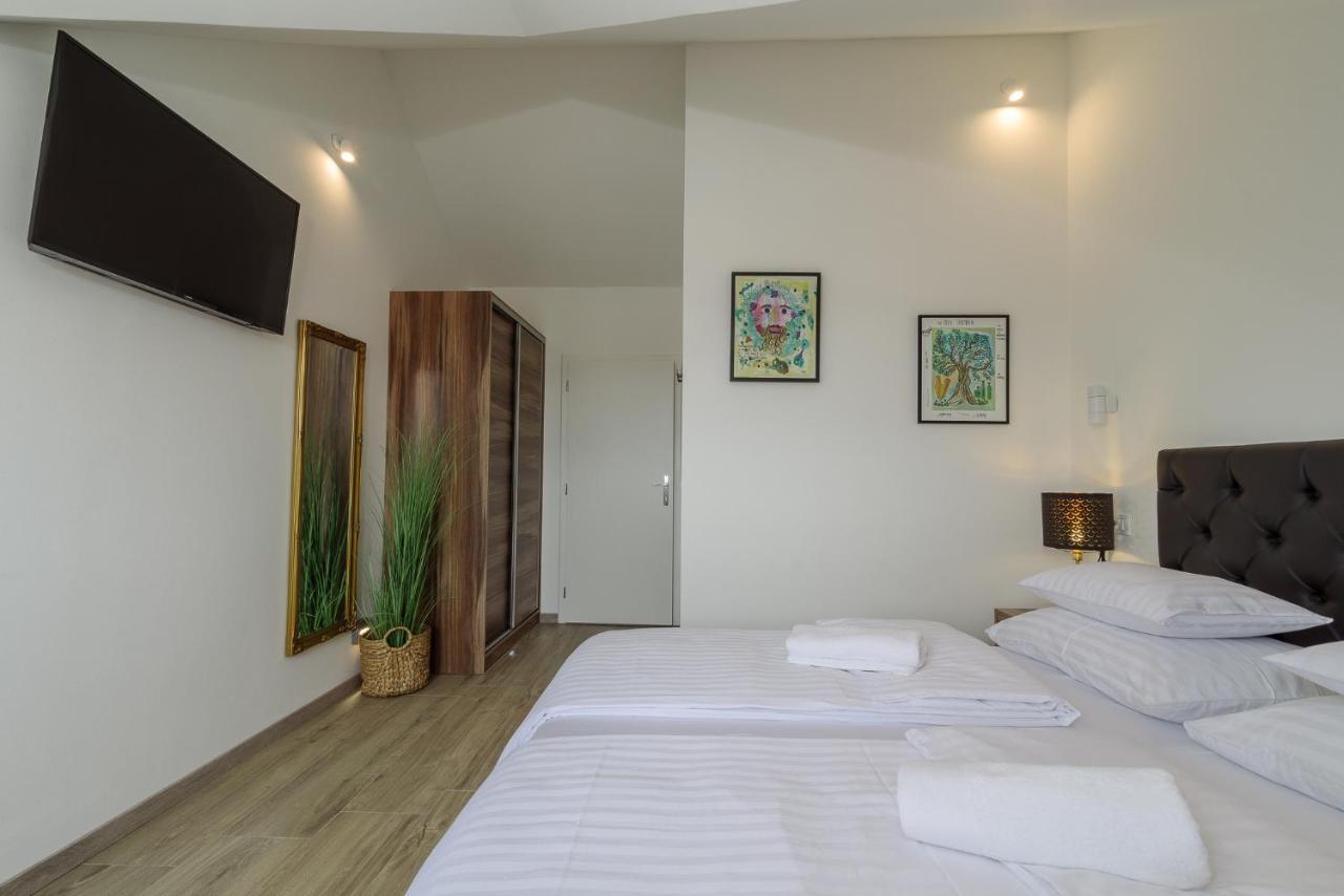 Vila White Trogir Exterior photo